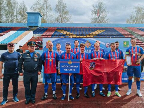 Подмосковные сотрудники МЧС отправятся защищать честь центрального федерального округа на всероссийских соревнованиях новости Шатуры 